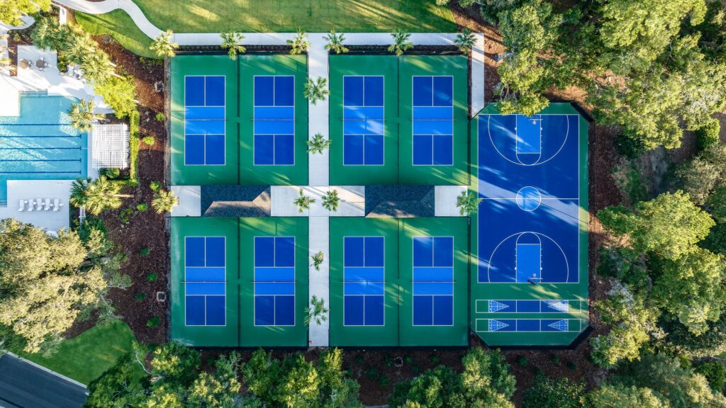 Overhead tennis court